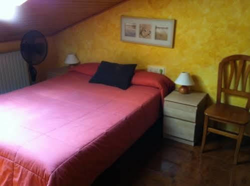 Hostal Le Vintage Авила Экстерьер фото